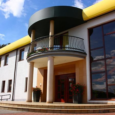 Hotel Malwa Ostrów Wielkopolski Buitenkant foto