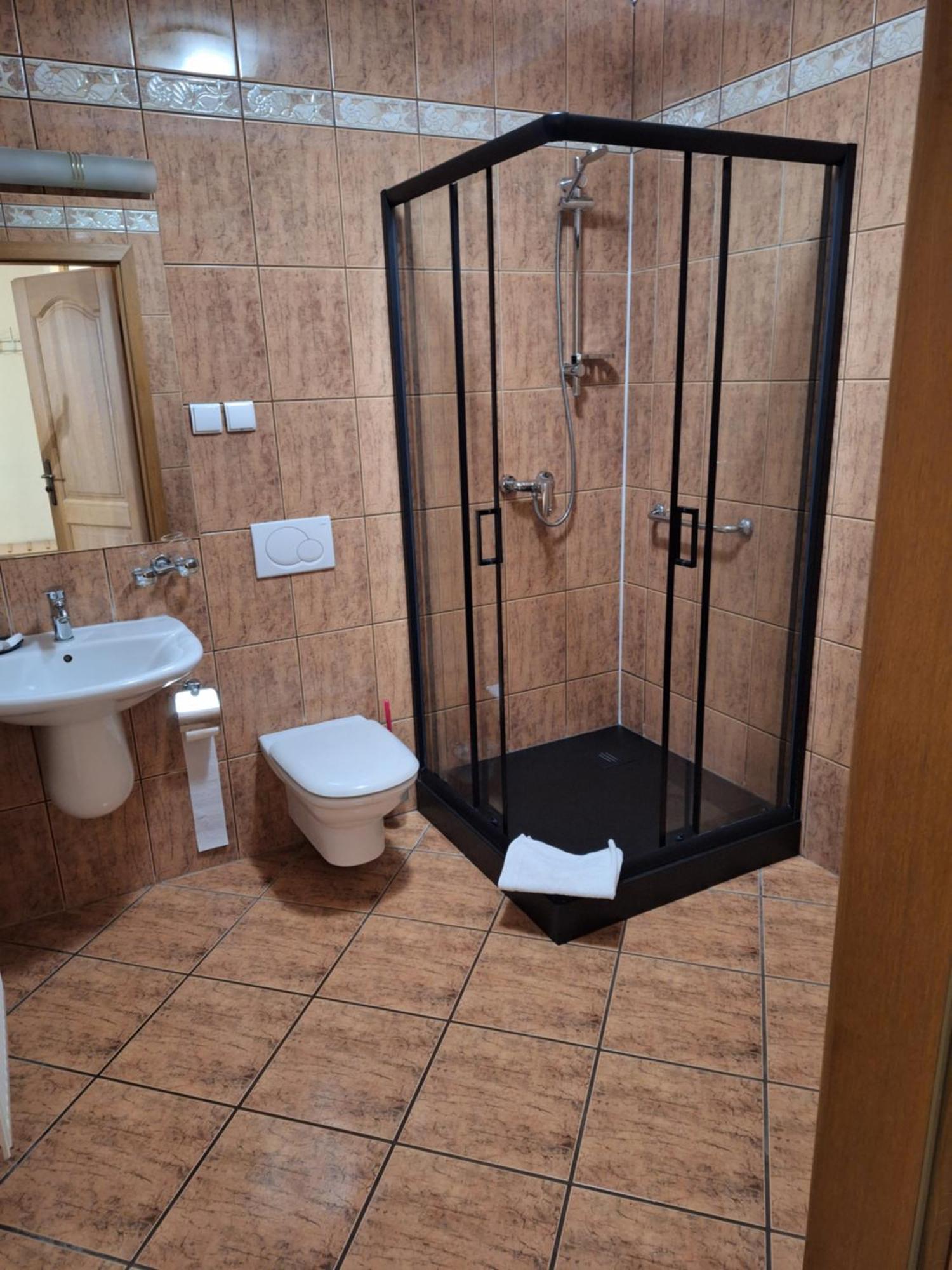 Hotel Malwa Ostrów Wielkopolski Buitenkant foto