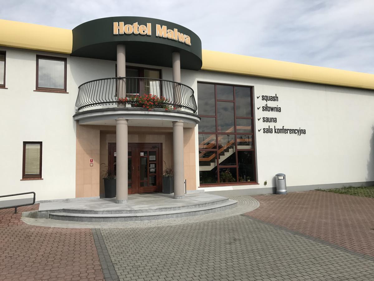 Hotel Malwa Ostrów Wielkopolski Buitenkant foto